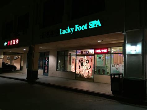 Here in our welcoming space, we provide services that help you feel your best. . Lucky foot spa